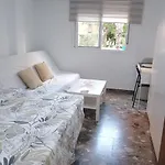 Apartamento Alquiler Universidades Malvarrosa Playa Maritim Solo Familias Con Niños