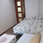 Apartamento Alquiler Universidades Malvarrosa Playa Maritim Solo Familias Con Niños Valencia