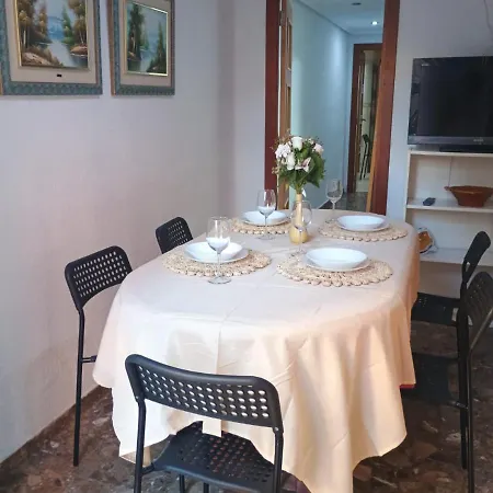 Appartamento Alquiler Universidades Malvarrosa Playa Maritim Solo Familias Con Ninos Valenza